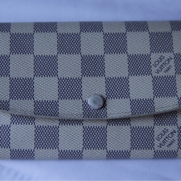 Louis Vuitton Azur Emilie Rose Ballerina Wallet - Picture 7 of 9